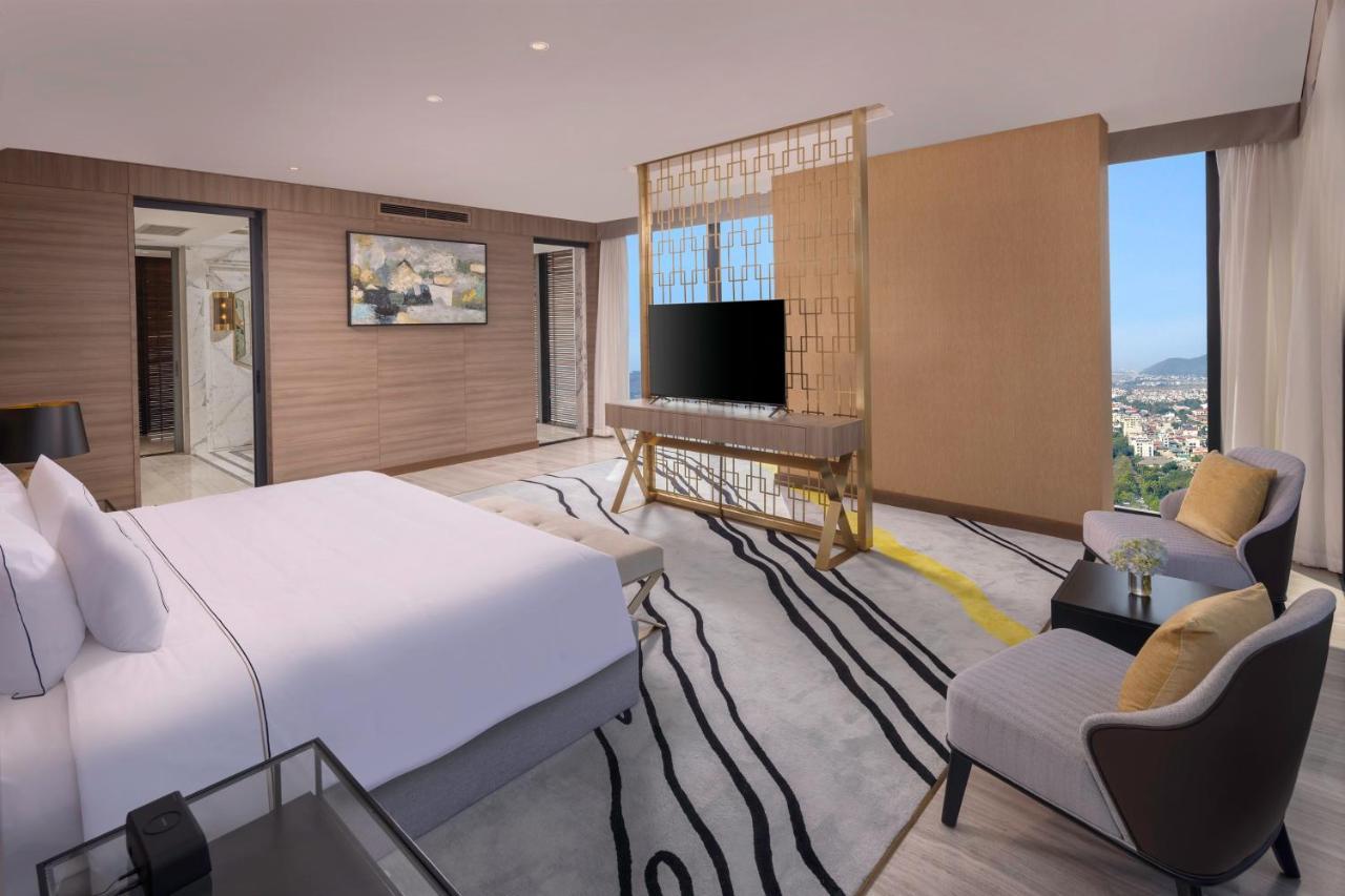 Melia Vinpearl Thanh Hoa Exterior photo